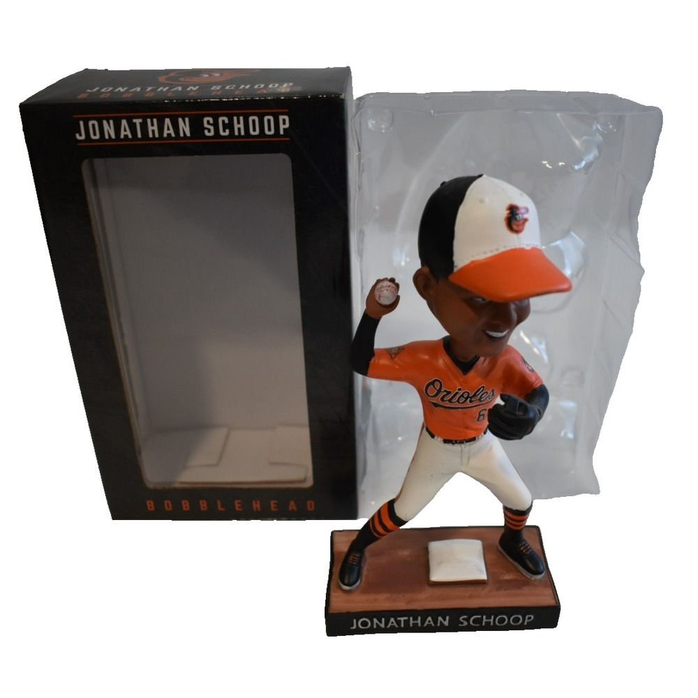 Baltimore Orioles SGA 8/5/2017 Jonathan Schoop Bobblehead Baseball in Box